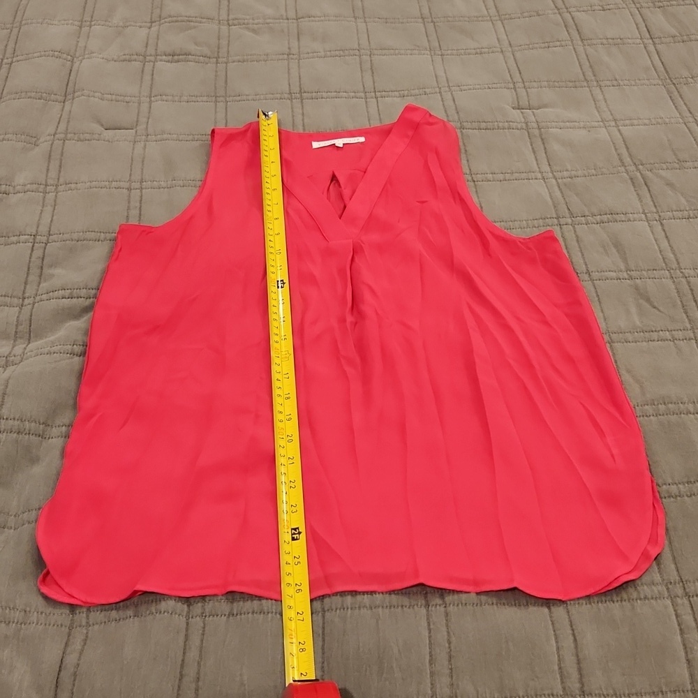 Violet & Claire Sleeveless Vibrant Pink Blouse Size M, New Without Tags! - Picture 6 of 8
